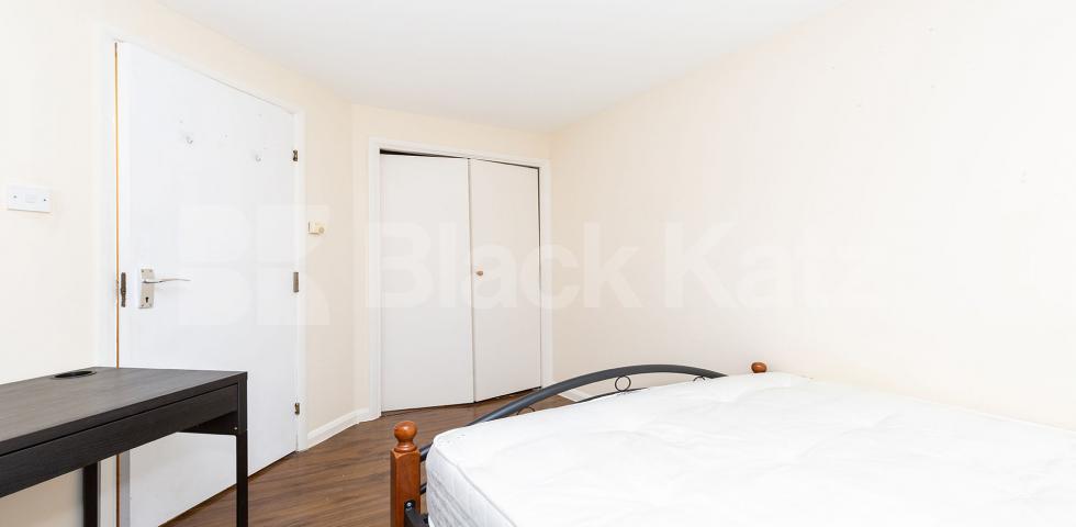 			2 Bedroom, 1 bath, 1 reception Apartment			 Bunning way, CALEDONIAN ROAD